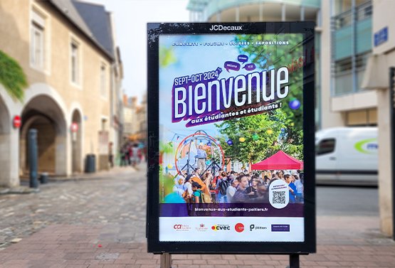 <span>Mois d'accueil des étudiants 2024</span><i>→</i>